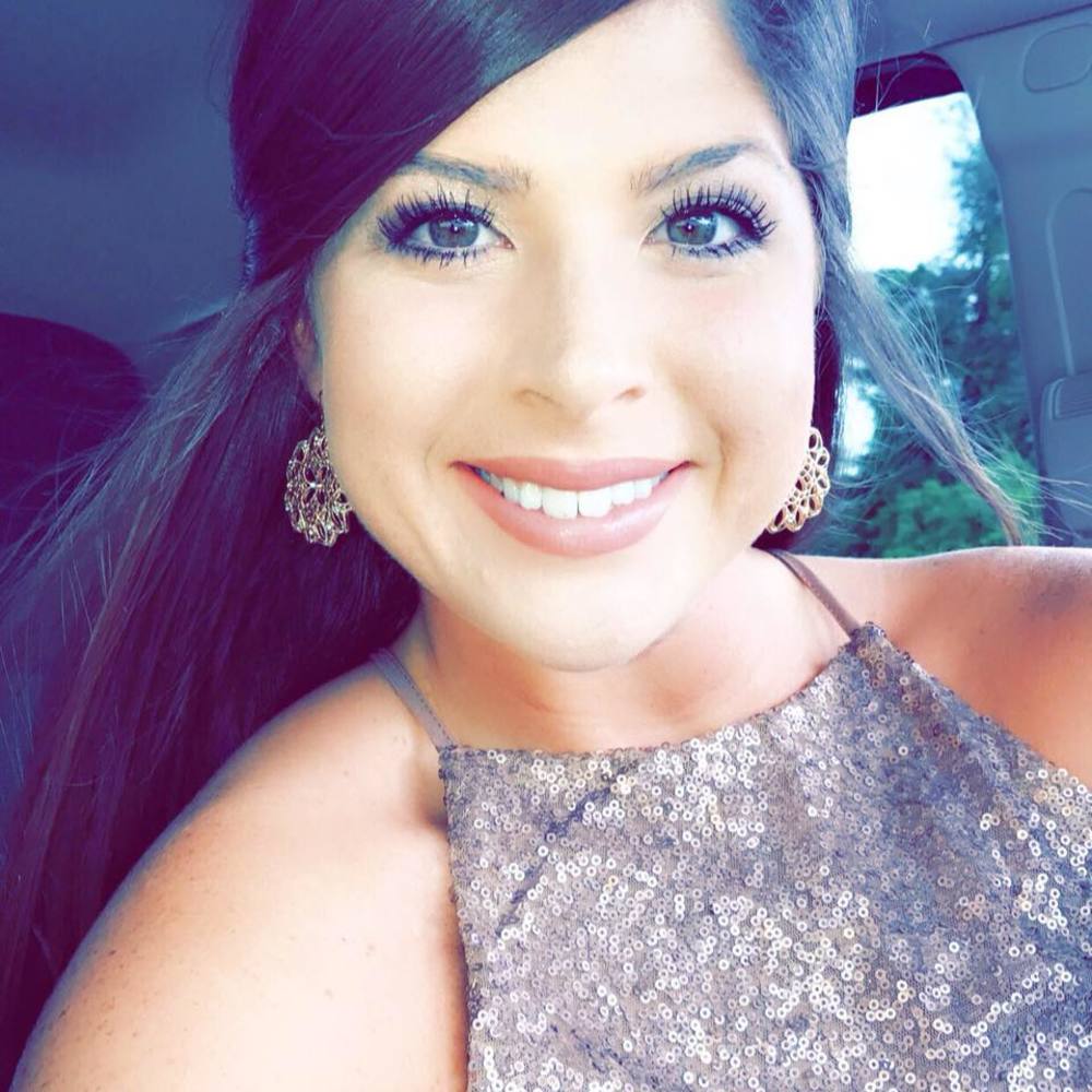 Meet your Posher, Leighanna